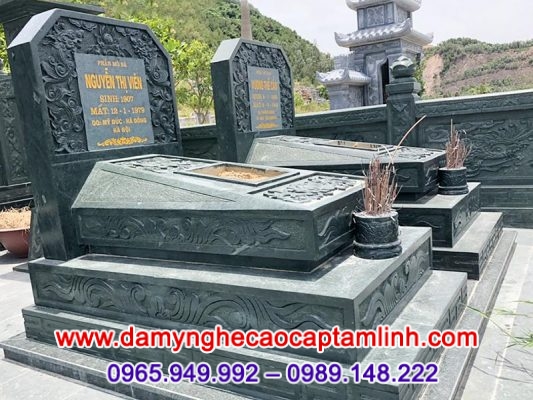 Mộ đá xanh rêu Ninh Bình giá tốt